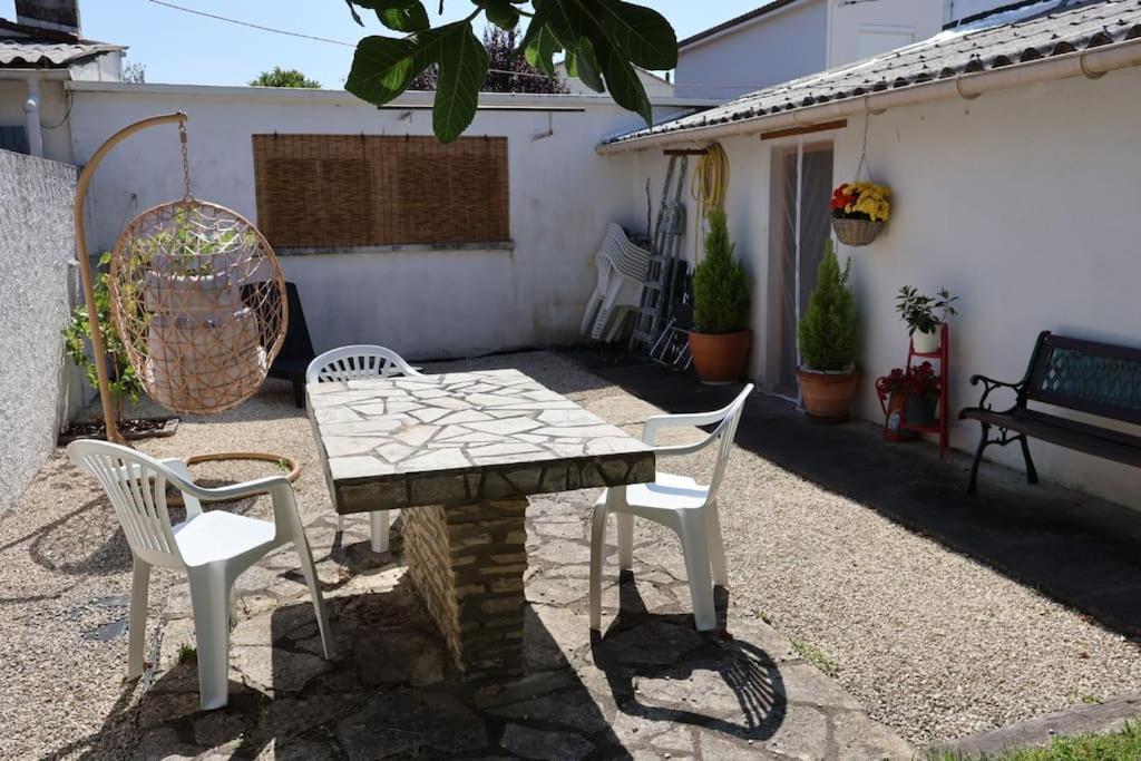 Studio Avec Jardin Prive Bergerac Exterior photo